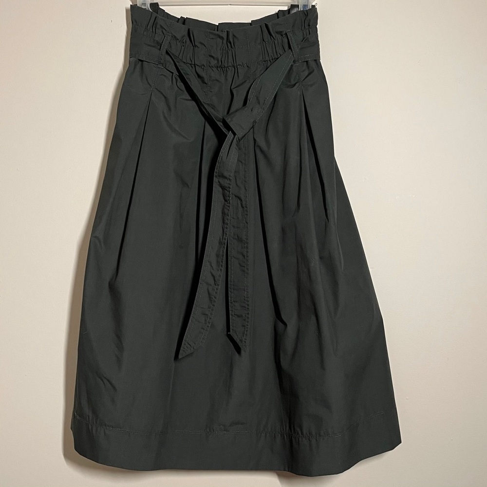 Green midi skirt